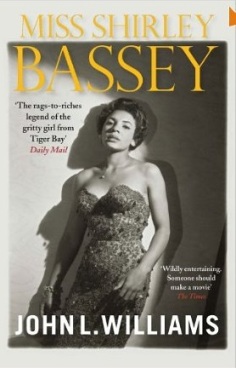 Biography of Dame Shirley Bassey